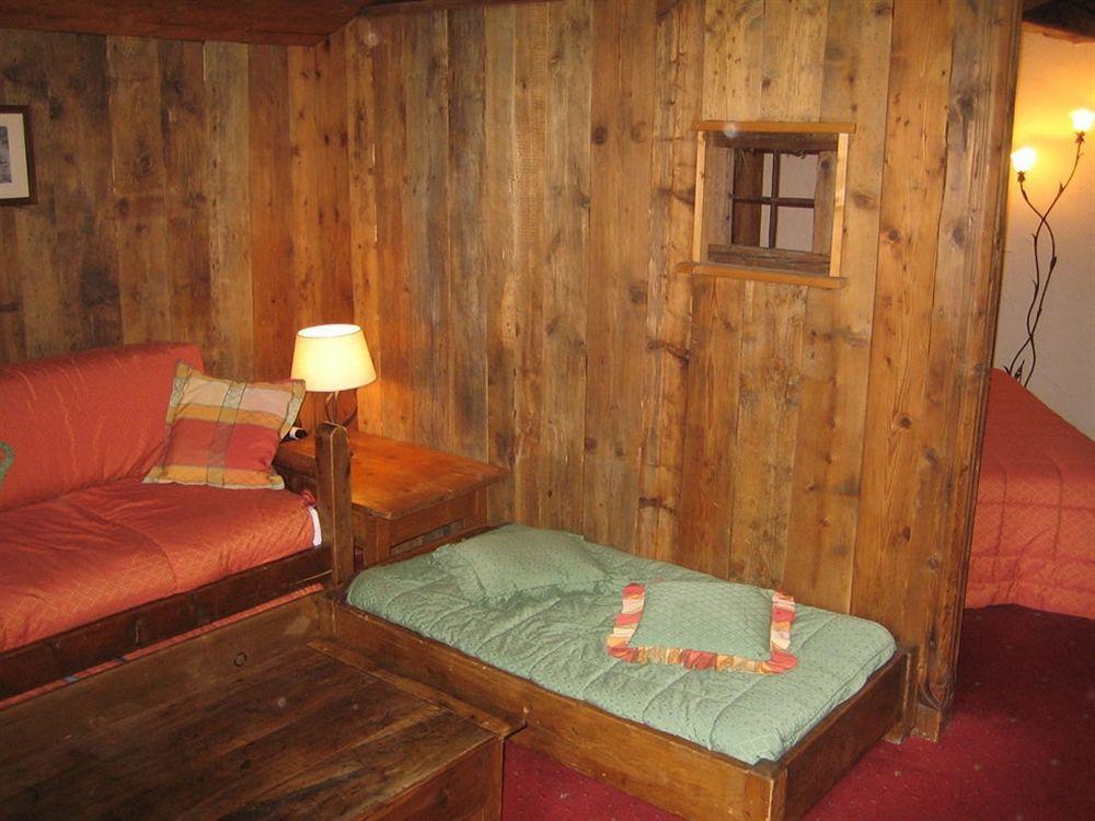 La Madonnina Del Gran Paradiso Wellness Hotel Конье Экстерьер фото